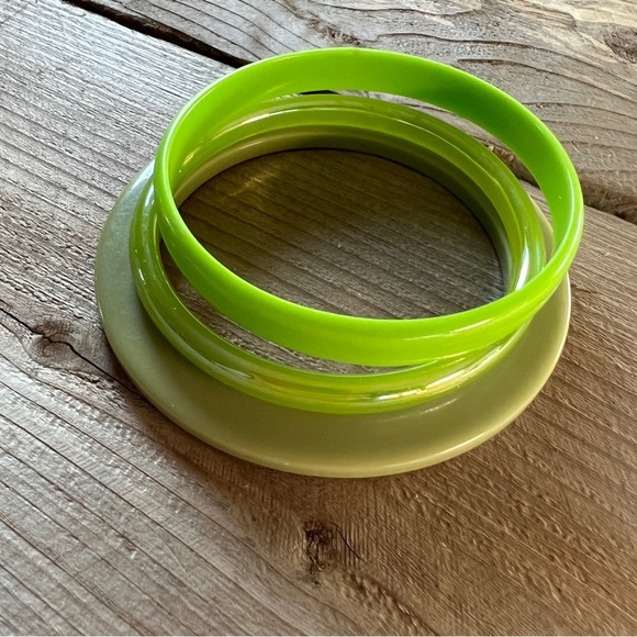 SET OF 3 Vintage Lime green Bangle Bracelets - Picture 6 of 11